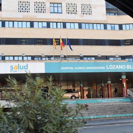 Piso Junto Universidad Y Hospital Clinico Zaragoza Buitenkant foto