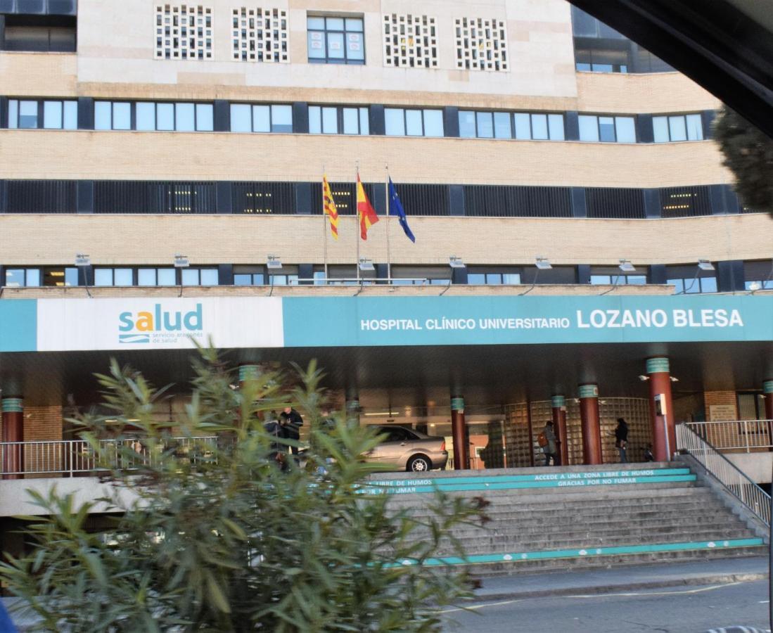 Piso Junto Universidad Y Hospital Clinico Zaragoza Buitenkant foto